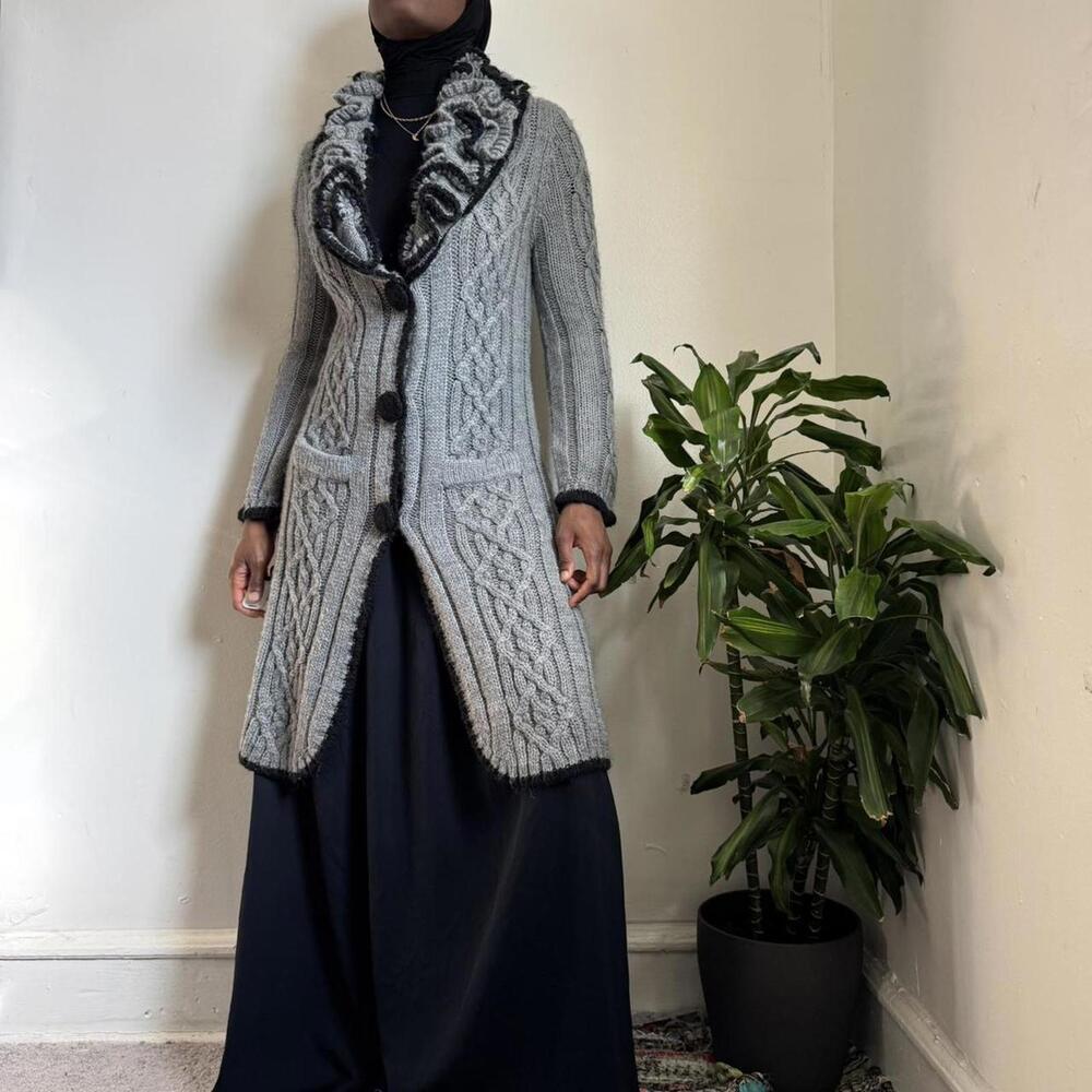 Vintage BCBGMAXAZRIA Mohair Blend‎ Ruffle Cable Knit Longline Cardigan Coat - M